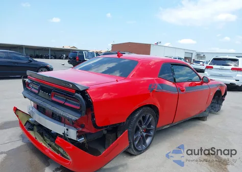 2022 Dodge Challenger R/T Scat Pack z USA, uszkodzony, nr VIN 2C3CDZFJ7NH163368
